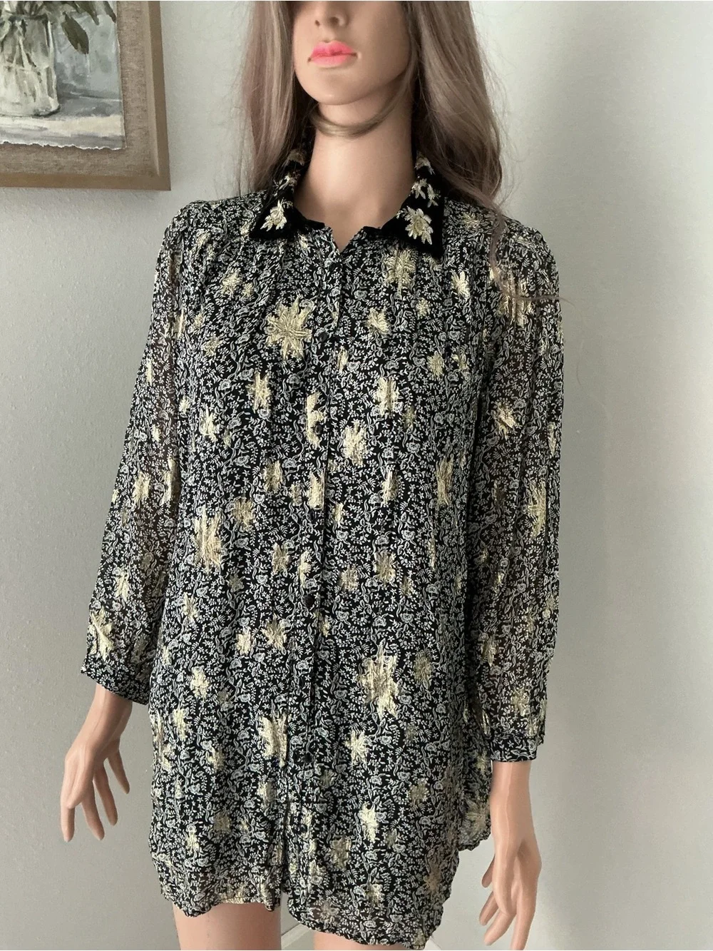Zara lightweight button